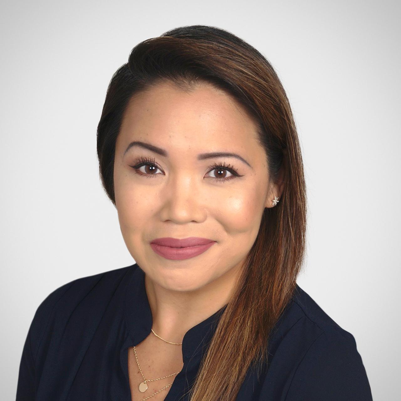 Photo of Christine Dolgin
